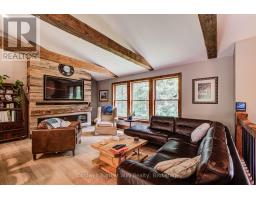 Kitchen - 7356 Sideroad 12, Mapleton, ON N0G2K0 Photo 6