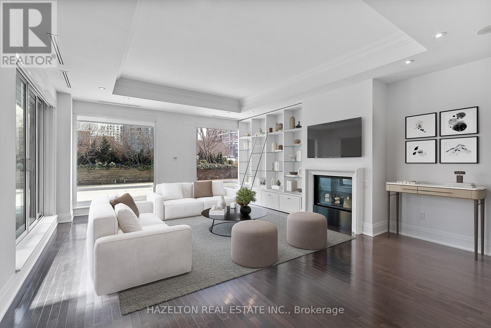 Photo of 80 Yorkville Avenue