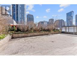 304 - 80 Yorkville Avenue, Toronto, ON M5R2C2 Photo 20