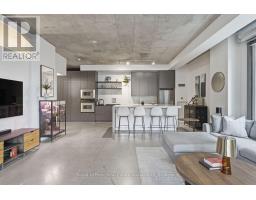 204 - 19 Brant Street, Toronto, ON M5V2L2 Photo 10