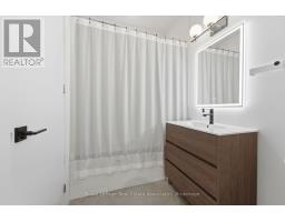 204 - 19 Brant Street, Toronto, ON M5V2L2 Photo 22