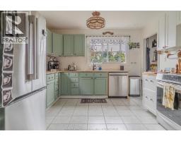 1546 California Avenue, Windsor, ON N9B3A3 Photo 13