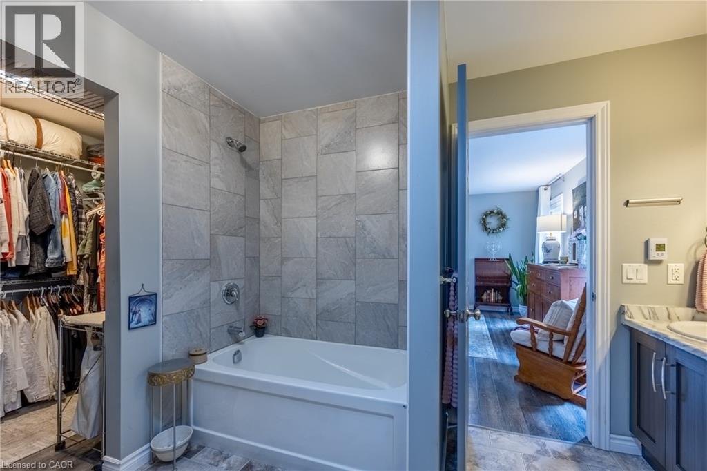 55 BACKUS Drive - 14