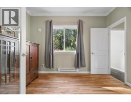 12121 264 Street, Maple Ridge, BC V2W1P1 Photo 11