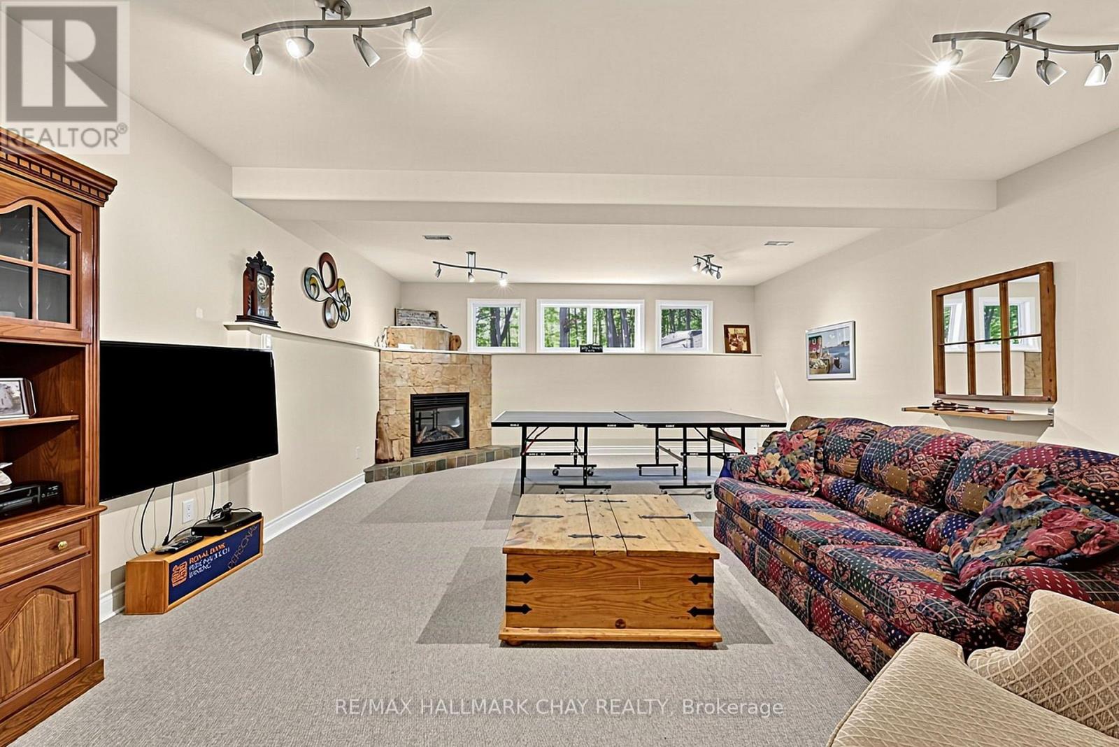 1919 INNISBROOK STREET - 45
