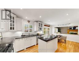 103 Peevers Crescent, Newmarket, ON L3Y7T2 Photo 13