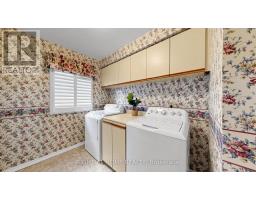 103 Peevers Crescent, Newmarket, ON L3Y7T2 Photo 17
