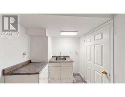 103 Peevers Crescent, Newmarket, ON L3Y7T2 Photo 29