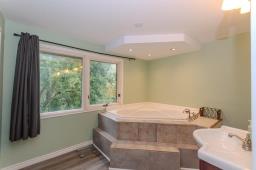331 Memorial Drive, Rivers, MB R0K1X0 Photo 24