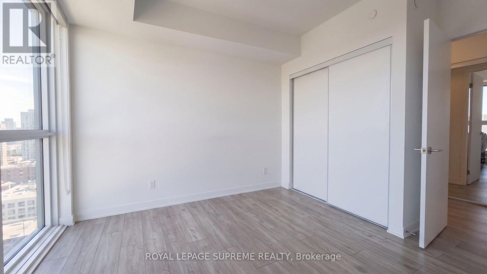 159 Wellesley Street East — photo 10