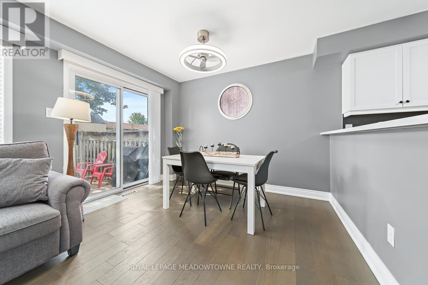 #87 200 CRESTHAVEN ROAD - 16
