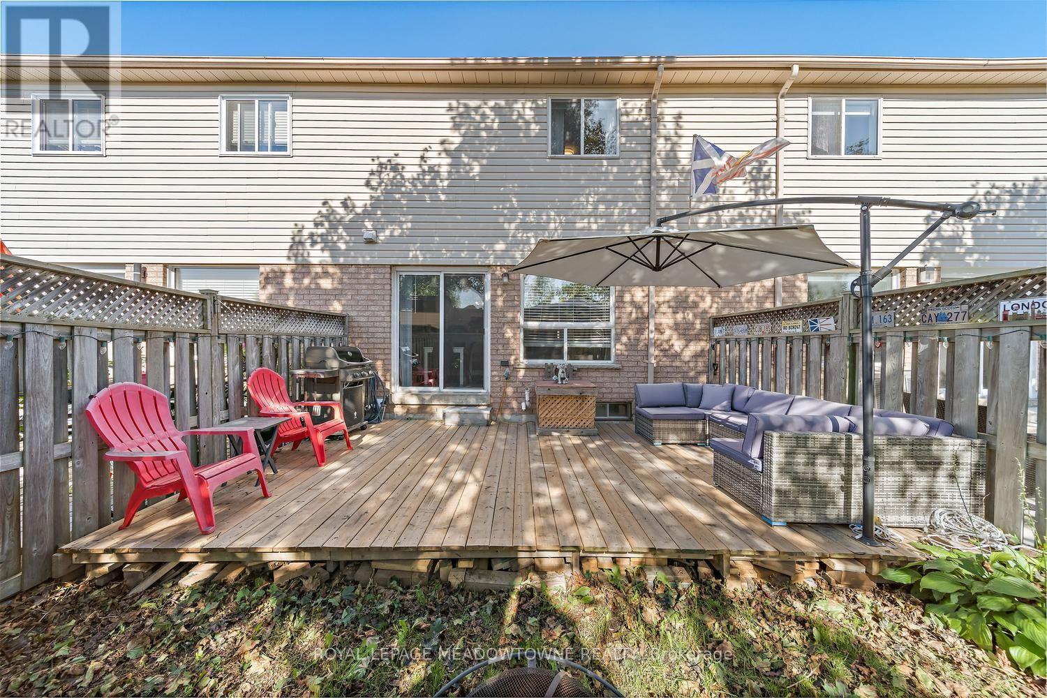 #87 200 CRESTHAVEN ROAD - 32