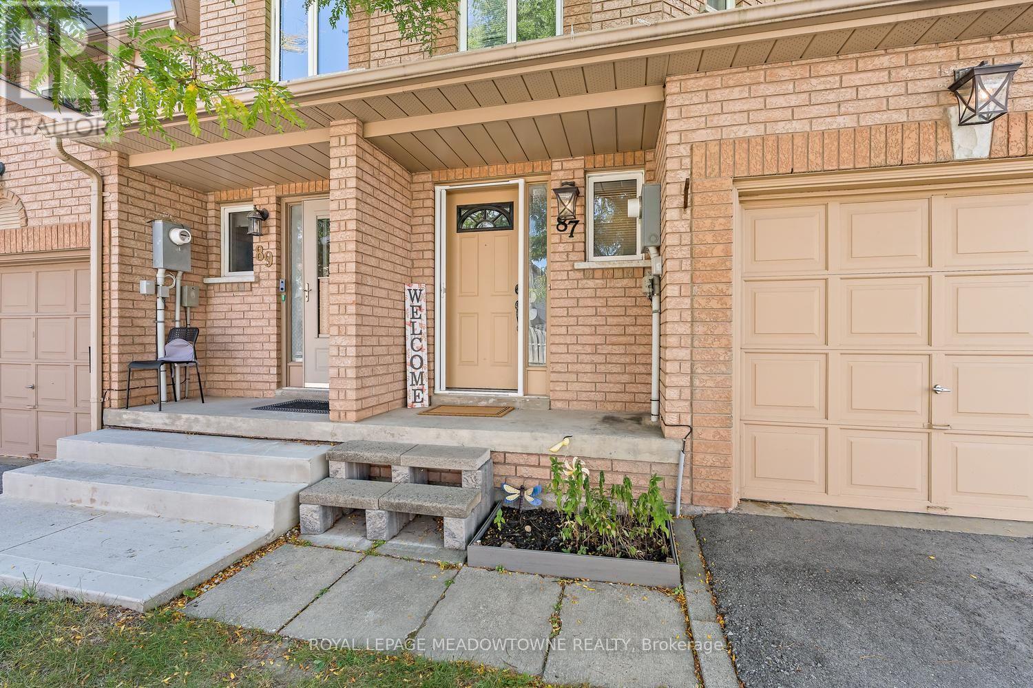 Photo of 87 - 200 CRESTHAVEN ROAD