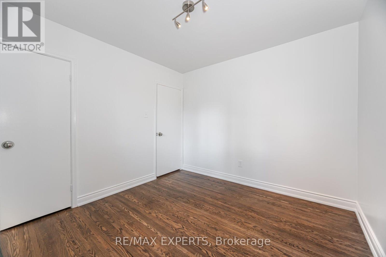 1286 KIPLING AVENUE - 20