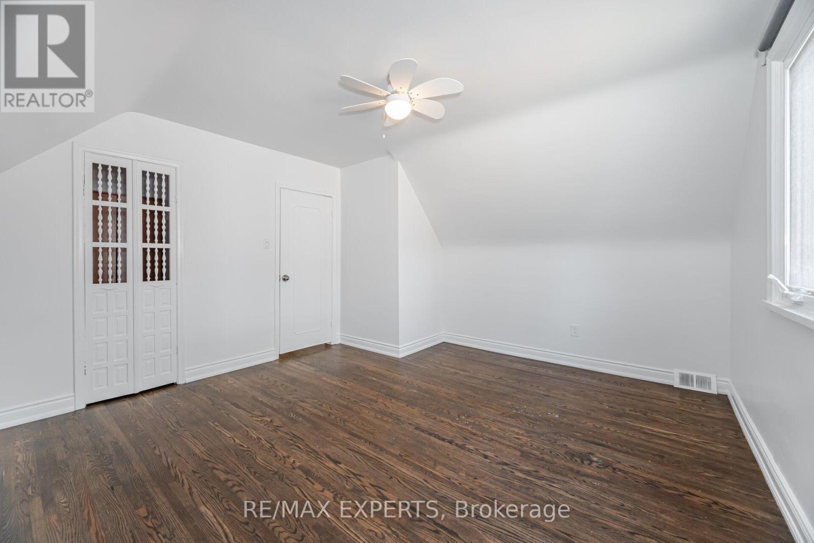 1286 KIPLING AVENUE - 29