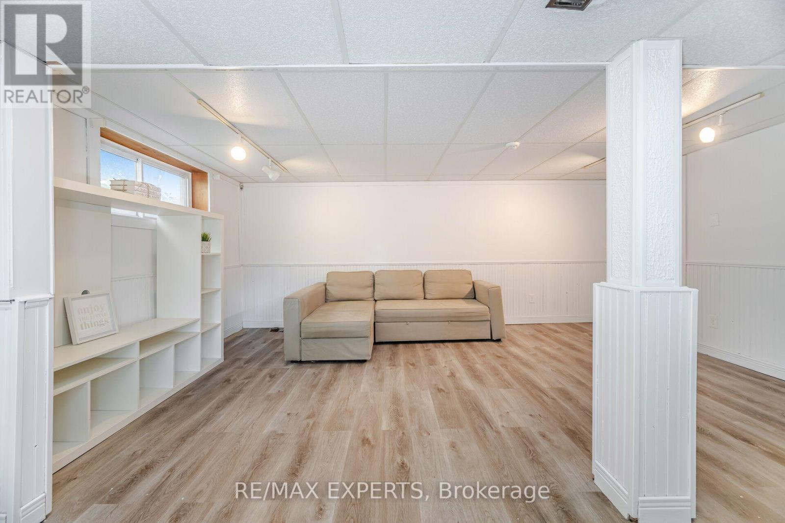 1286 KIPLING AVENUE - Image 36