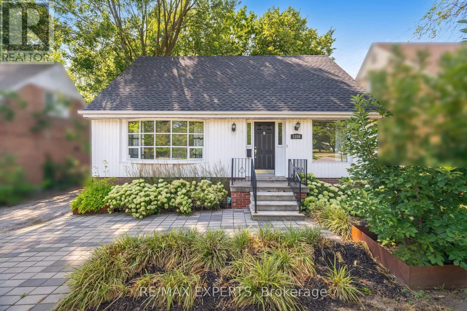 1286 KIPLING AVENUE - 49