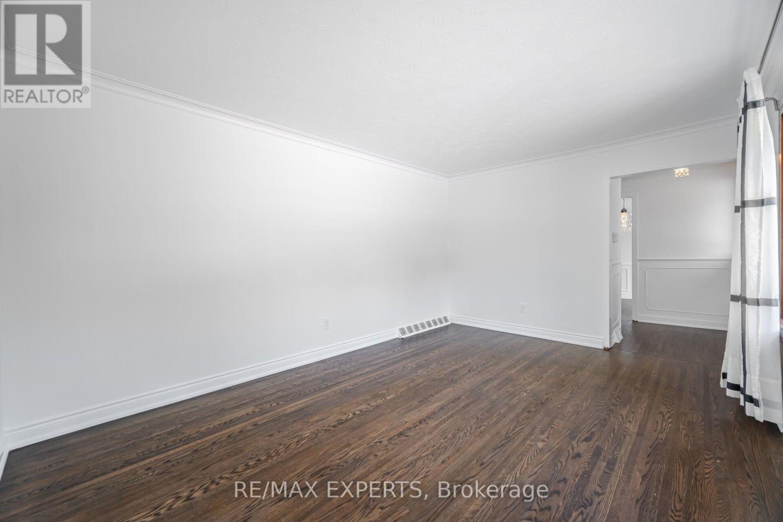 1286 KIPLING AVENUE - 8