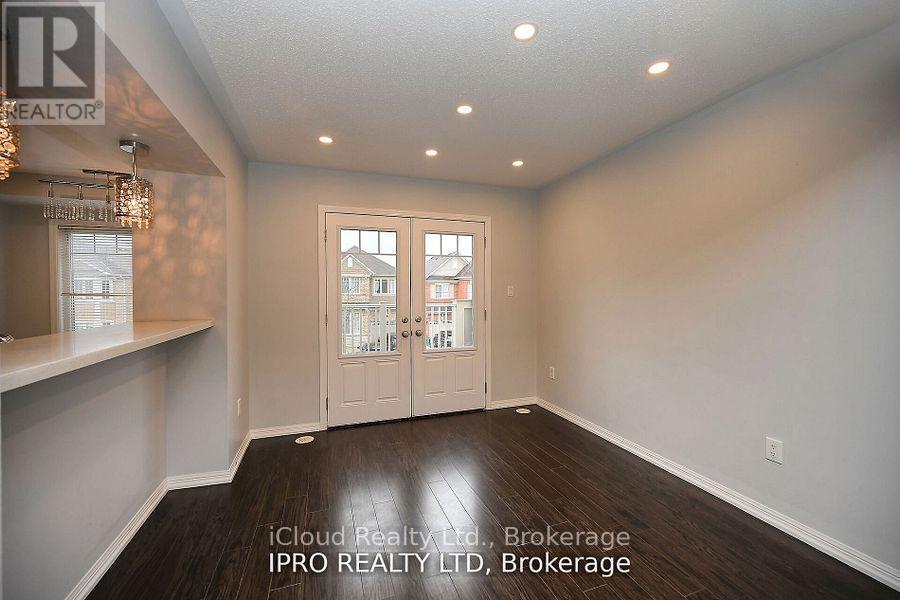 227 SLINGSBY LANDING - 18