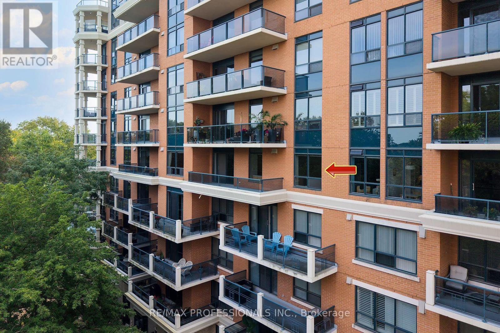 #606 2 ABERFOYLE CRESCENT - 17