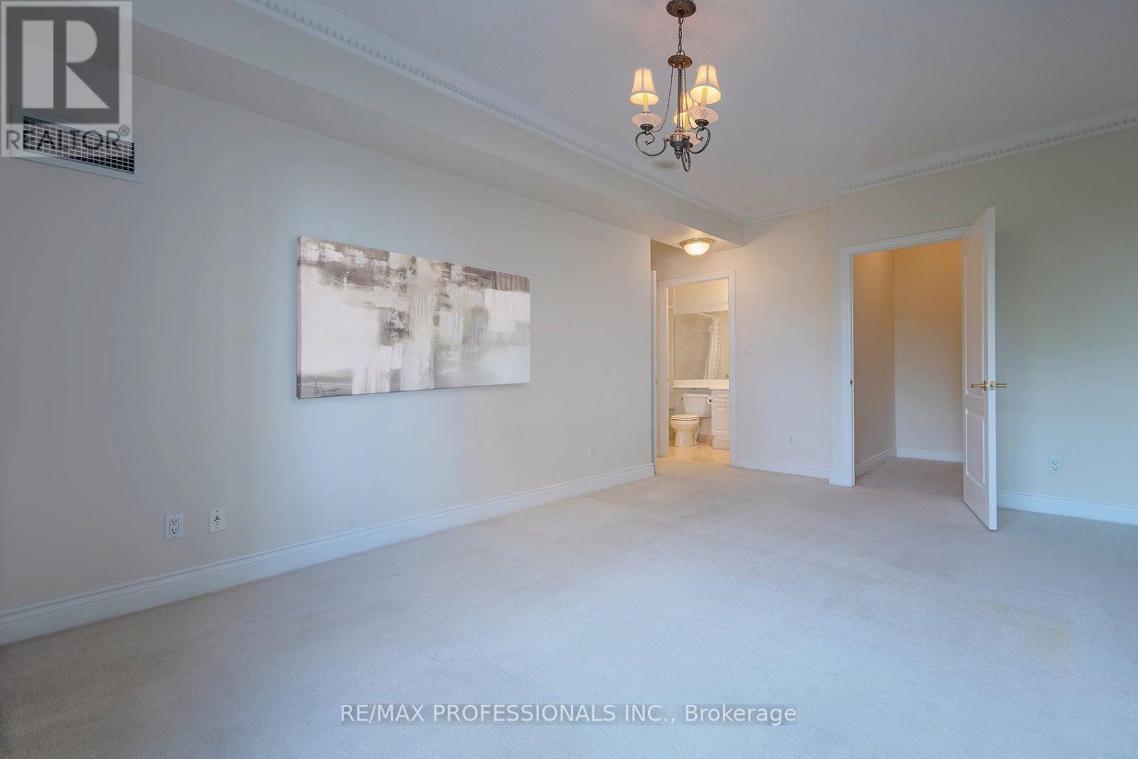 #606 2 ABERFOYLE CRESCENT - Image 29