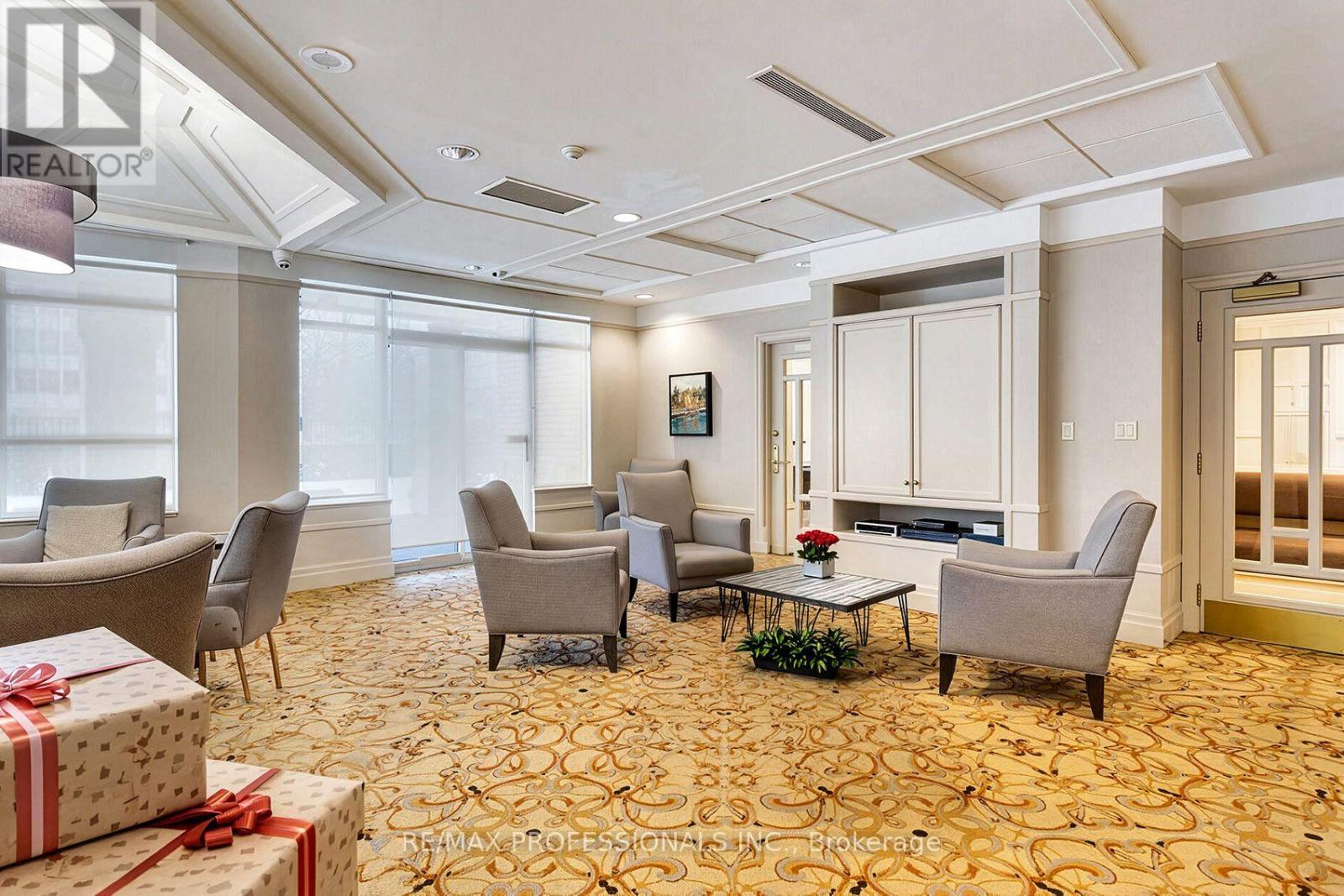 #606 2 ABERFOYLE CRESCENT - Image 39