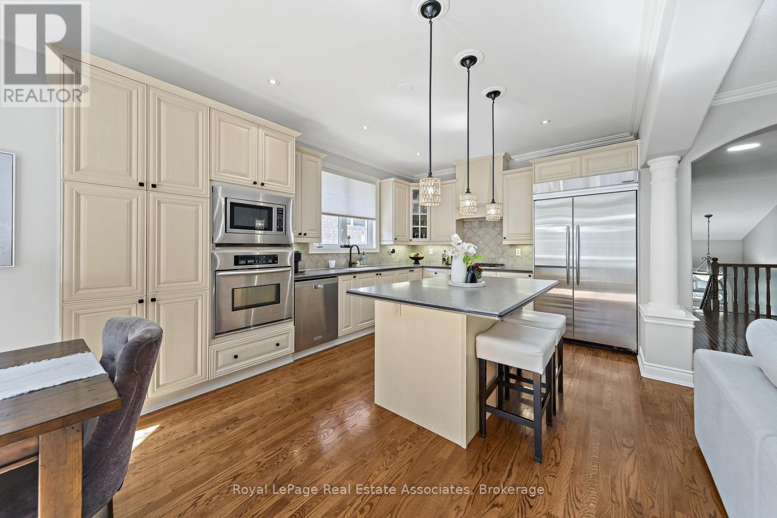 50 ARBORGLEN DRIVE - 19