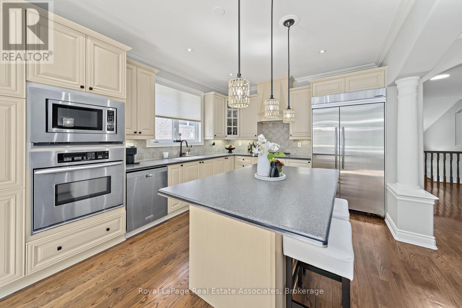 50 ARBORGLEN DRIVE - 20
