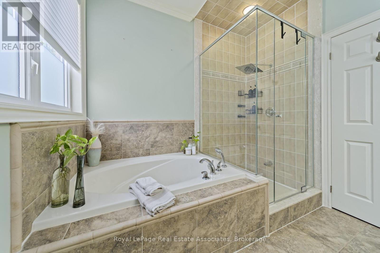 50 ARBORGLEN DRIVE - Image 27