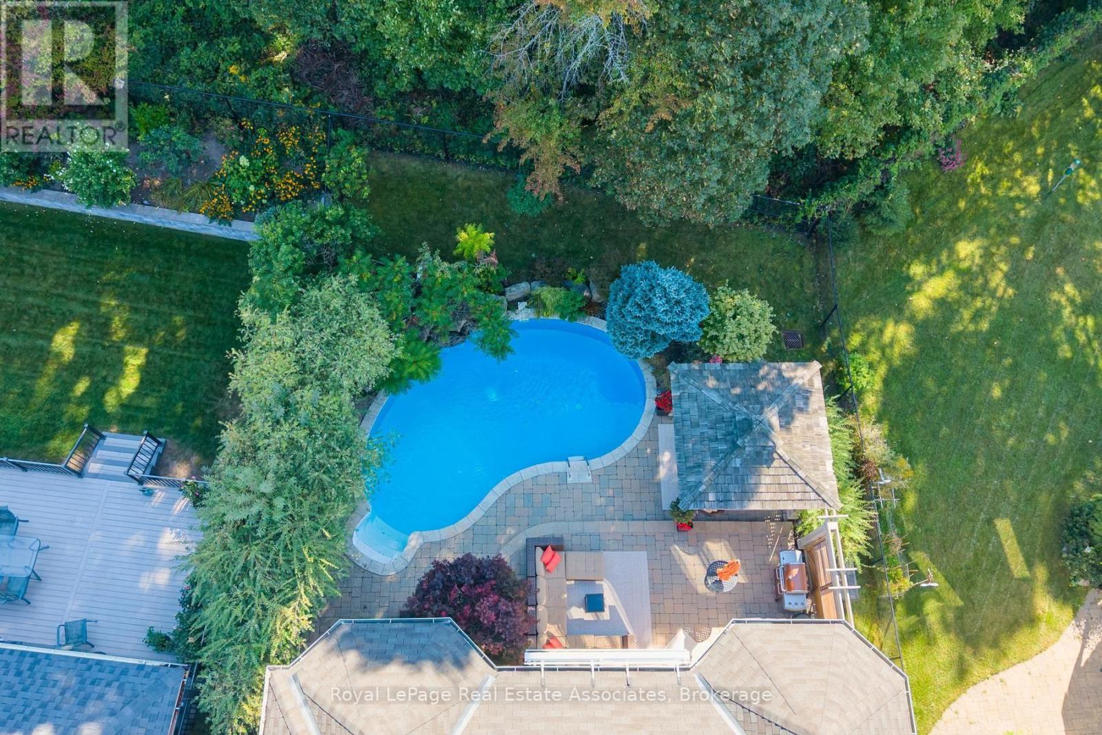 50 ARBORGLEN DRIVE - 39