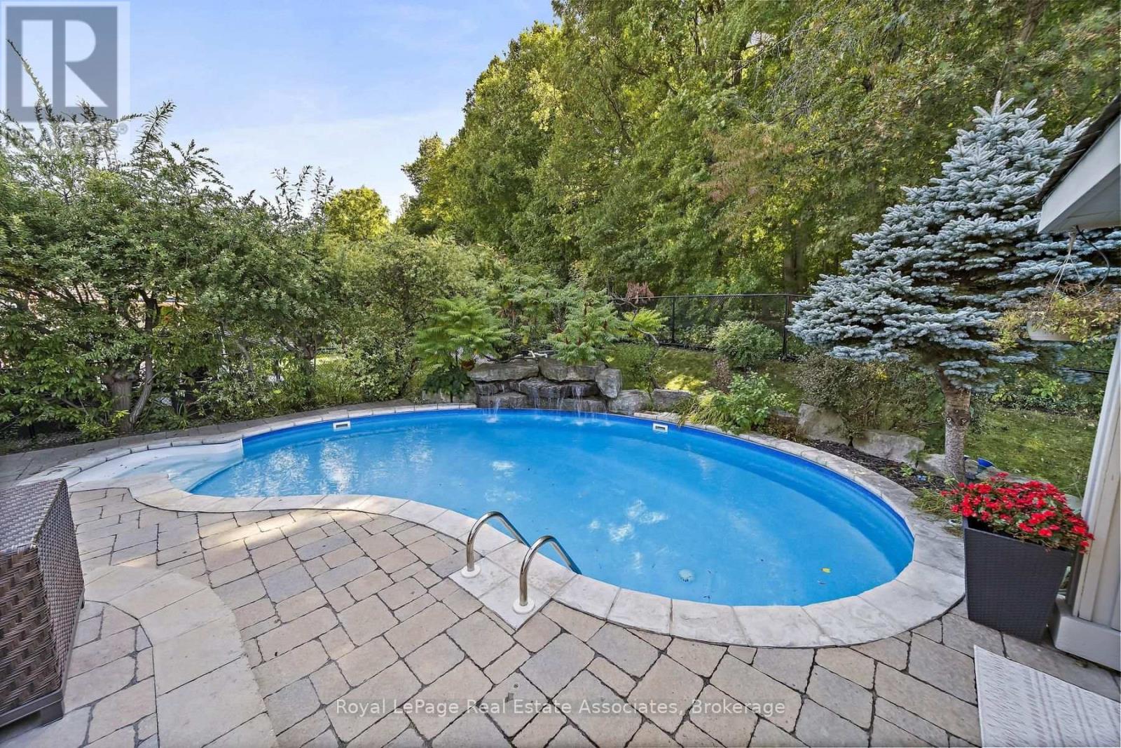 50 ARBORGLEN DRIVE - 41