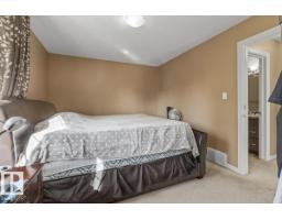 949 Valour Wy Nw, Edmonton, AB T5E6P2 Photo 12