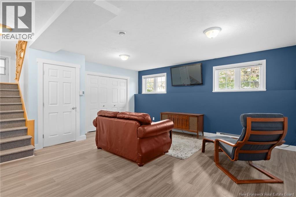 122 Dolbeau Street - 23