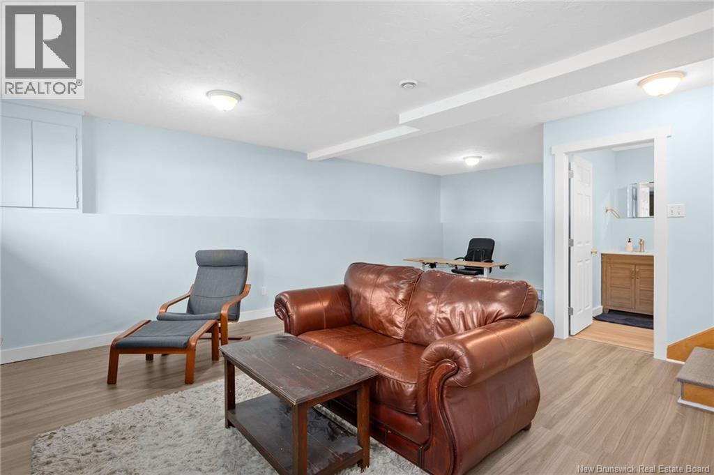 122 Dolbeau Street - 25