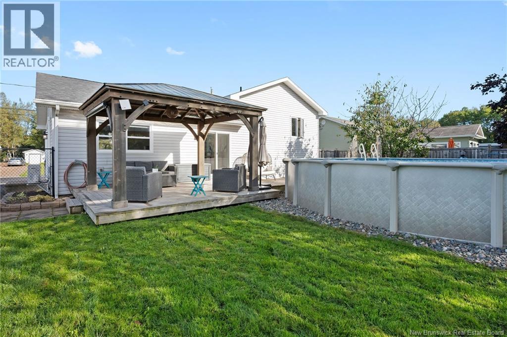 122 Dolbeau Street - 46