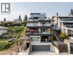 102 524 S Fletcher Road, Gibsons, BC V0N1V0 Photo 32