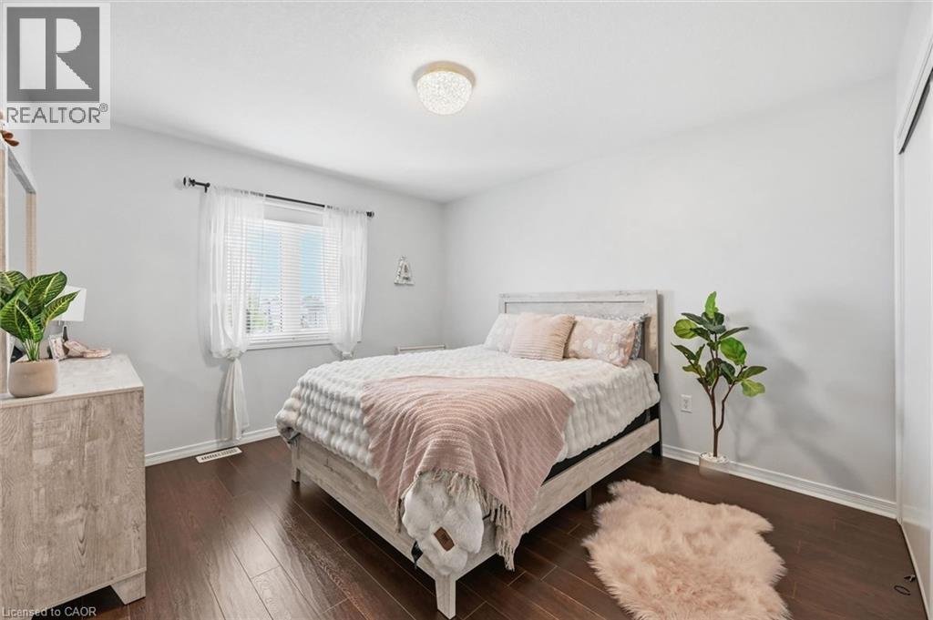51 SIRENTE Drive - Image 23