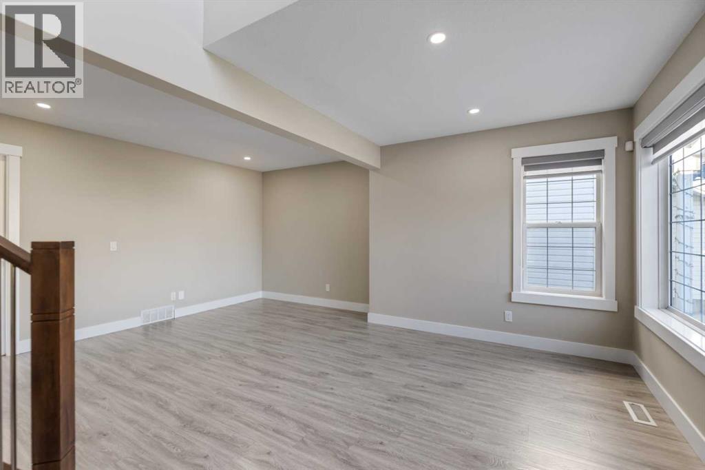 23 Anaheim Circle NE - photo 8