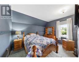17 Stone Street, Springwater, ON L0L1P0 Photo 22