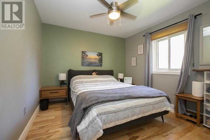 552 Lake ST - Image 34