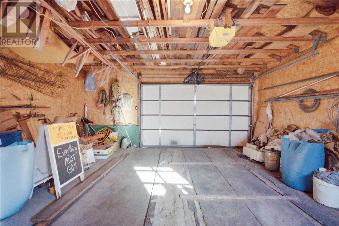 380 Melvin Avenue - 22