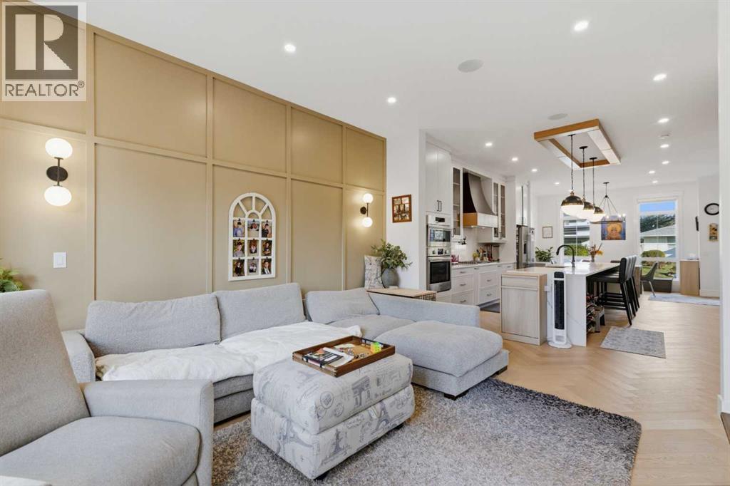 2019 21 Avenue NW - 15