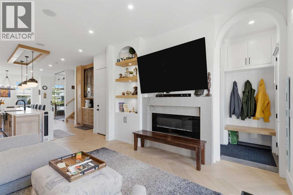 2019 21 Avenue NW - 18