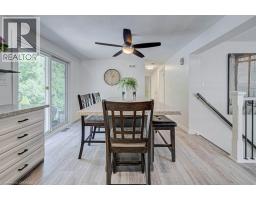 2pc Bathroom - 108 Lake Road, Puslinch, ON N3C2V4 Photo 6