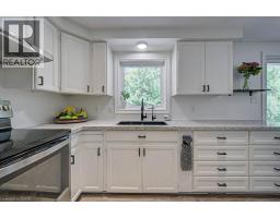 Mud room - 108 Lake Road, Puslinch, ON N3C2V4 Photo 8