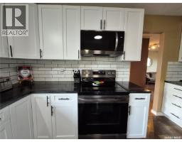Bedroom - 280 Hayes Drive, Swift Current, SK S9H4H1 Photo 10