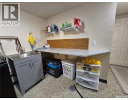 280 Hayes Drive, Swift Current, SK S9H4H1 Photo 36