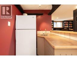 151 Riverdale Terrace W - photo 31