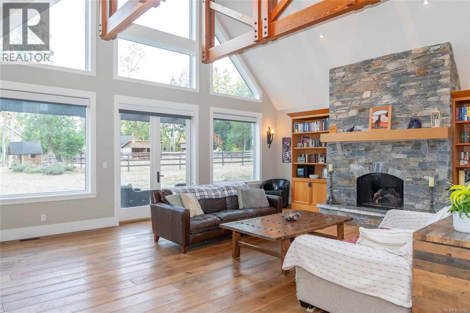 2065 Sanders Rd - Image 22