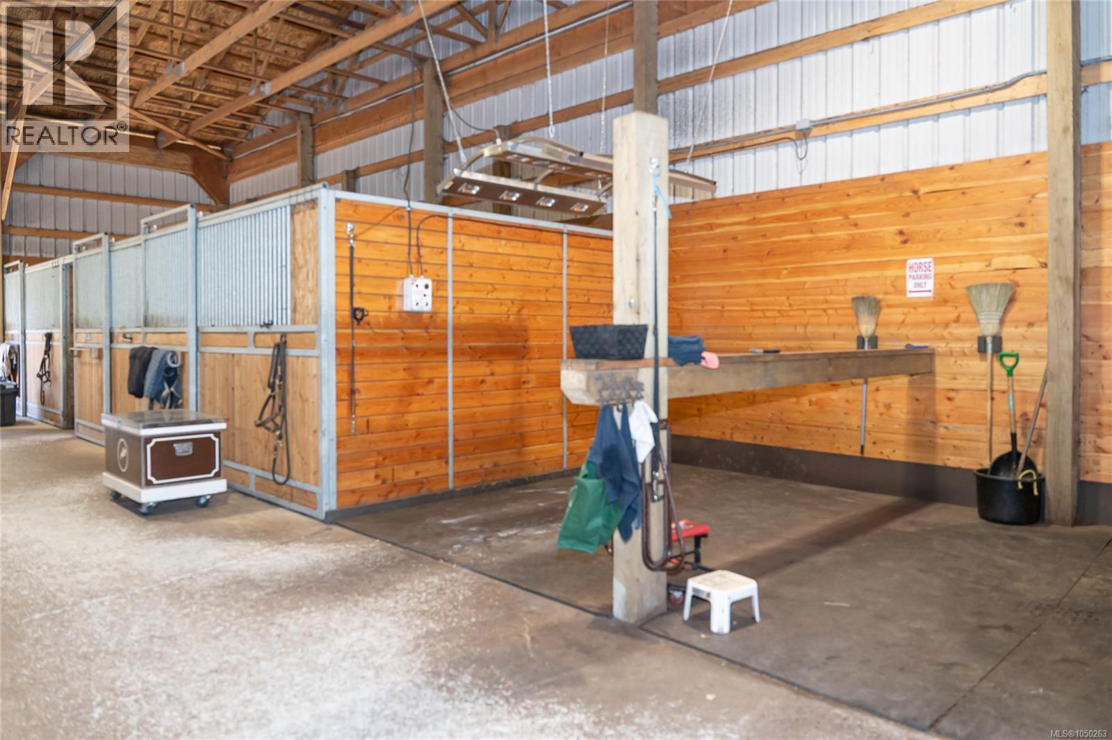 2065 Sanders Rd - 56